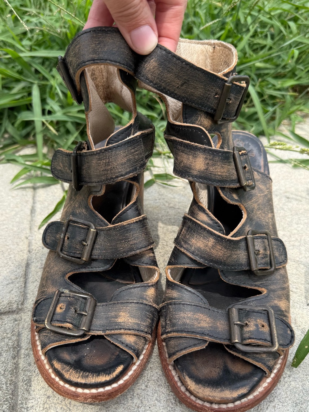 Excellent FreeBird Quail Sandals women’s size 8 leather